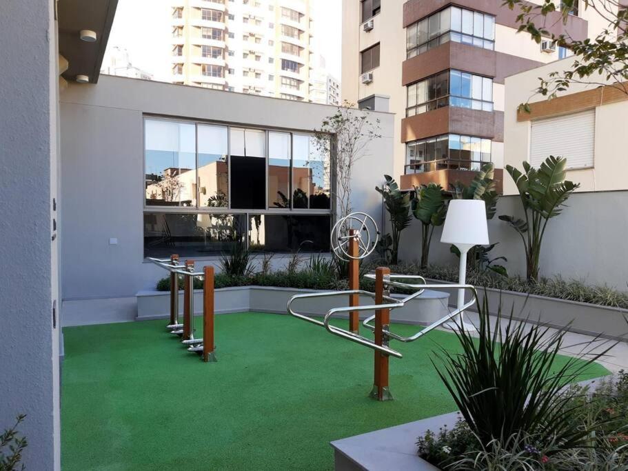 Vintage Master - Praca Encol Apartment ปอร์โตอัลเลเกร ภายนอก รูปภาพ
