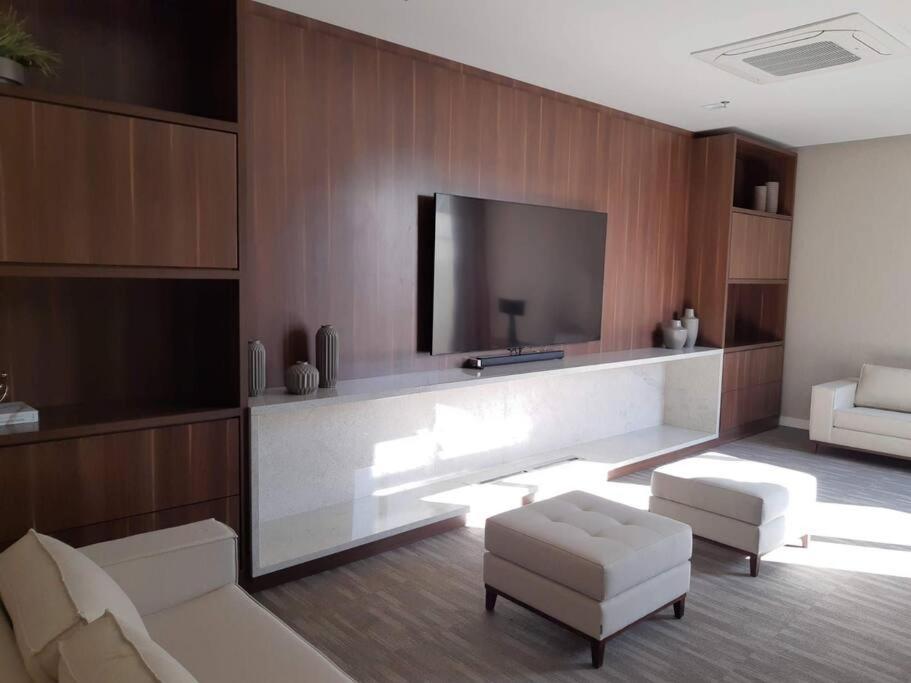 Vintage Master - Praca Encol Apartment ปอร์โตอัลเลเกร ภายนอก รูปภาพ