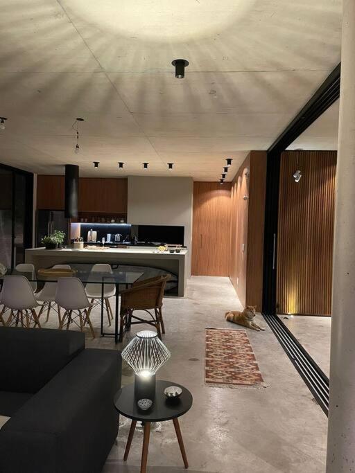 Vintage Master - Praca Encol Apartment ปอร์โตอัลเลเกร ภายนอก รูปภาพ